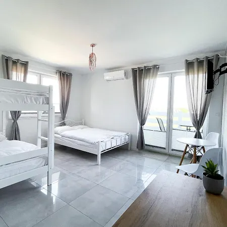 بيت ضيافة Azul - Podgrzewany Basen, Klimatyzacja W Calym Obiekcie 3*