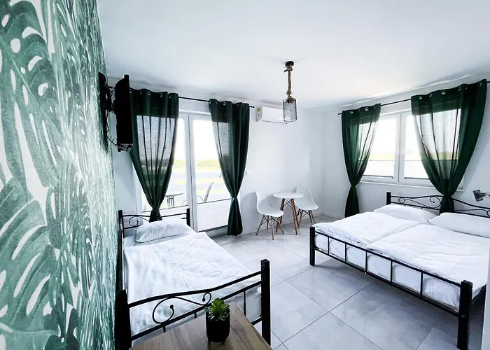 Azul - Podgrzewany Basen, Klimatyzacja W Calym Obiekcie Gasthuis